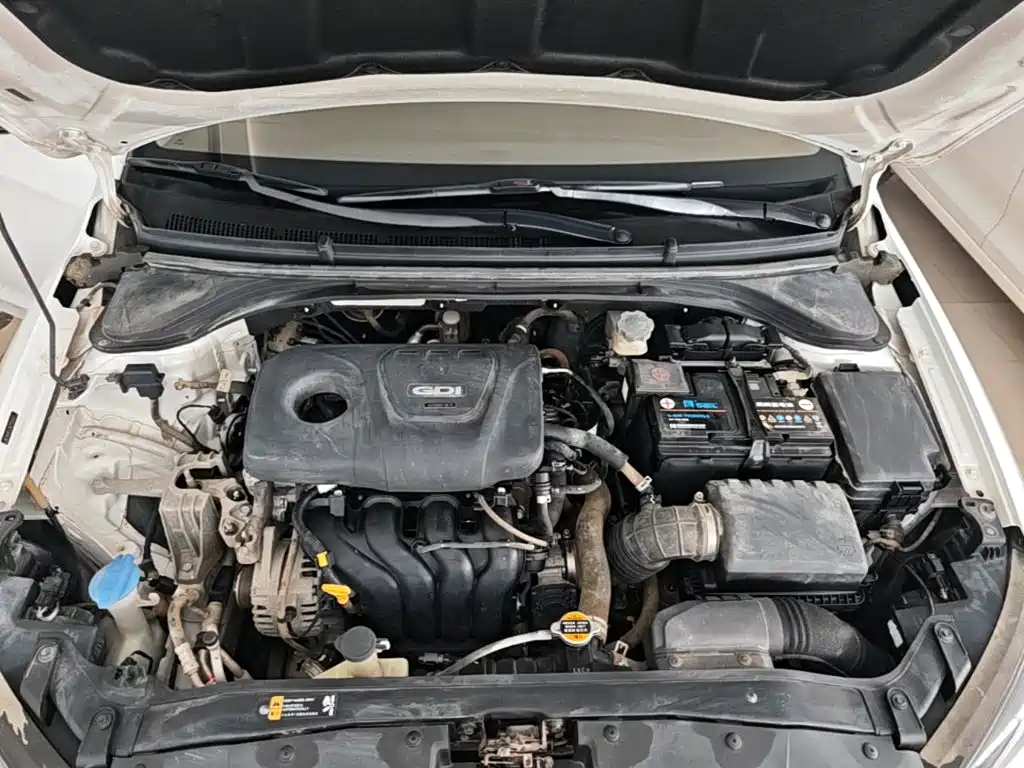 Hyundai Elantra — миниатюра 20