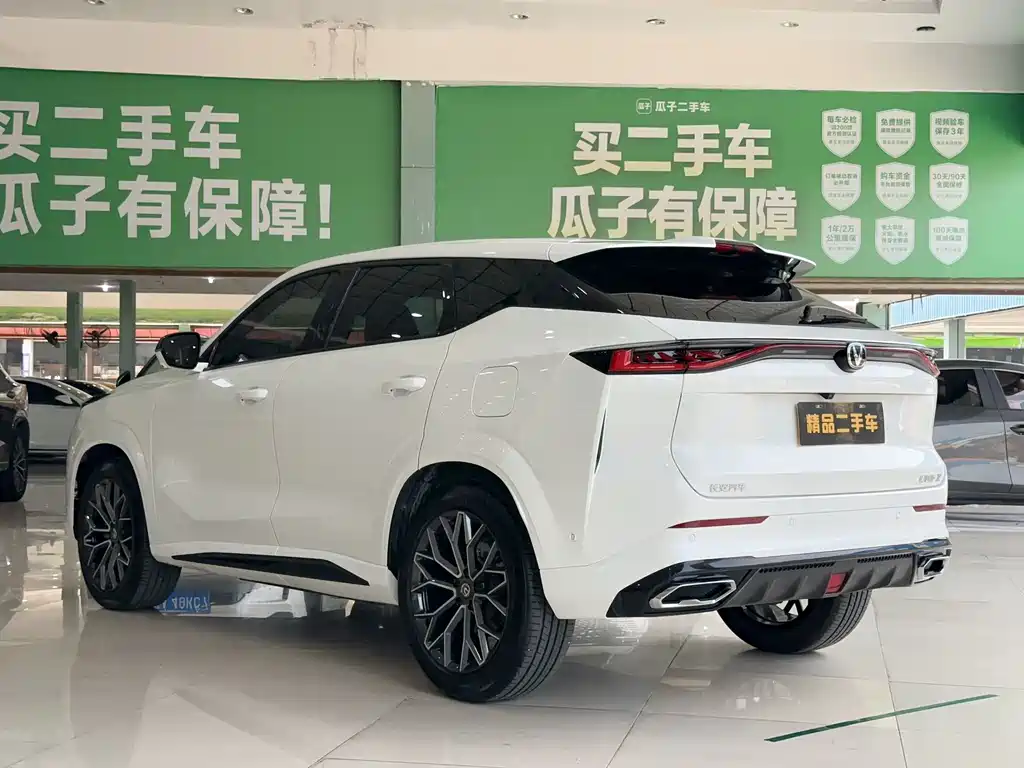 Changan UNI-Z New Energy — миниатюра 4