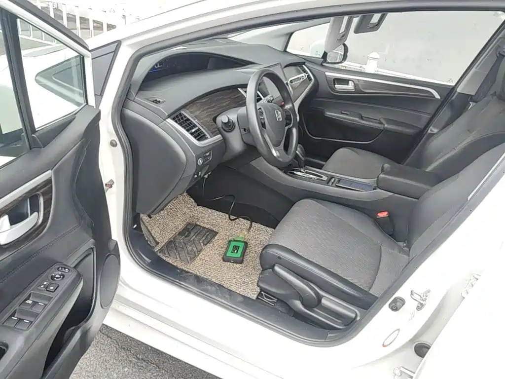 Honda Jade — миниатюра 16