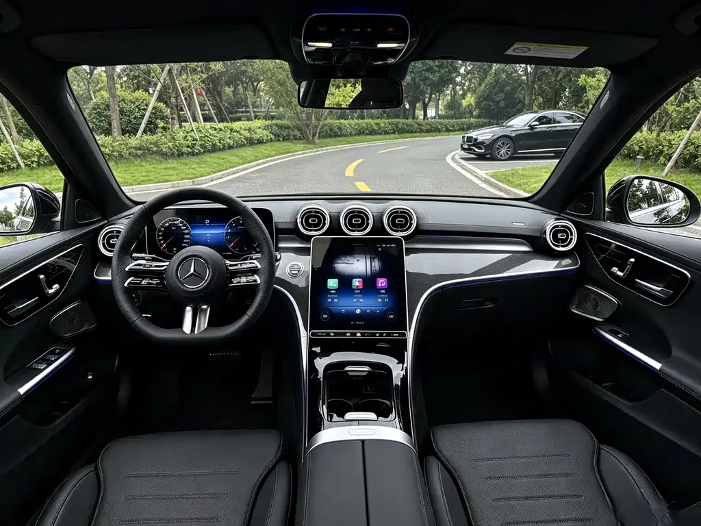 Mercedes-Benz C-Class — миниатюра 5