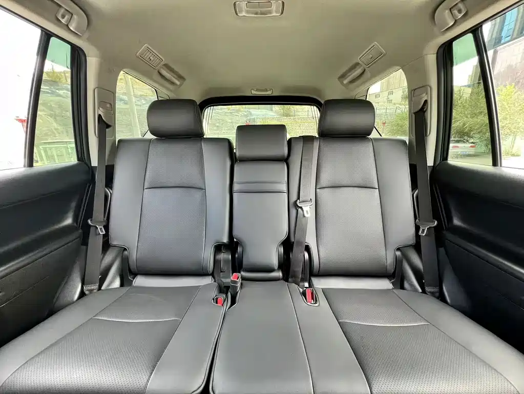 Toyota Prado — миниатюра 15