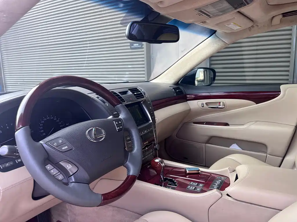 Lexus LS 2007 600hL Luxury