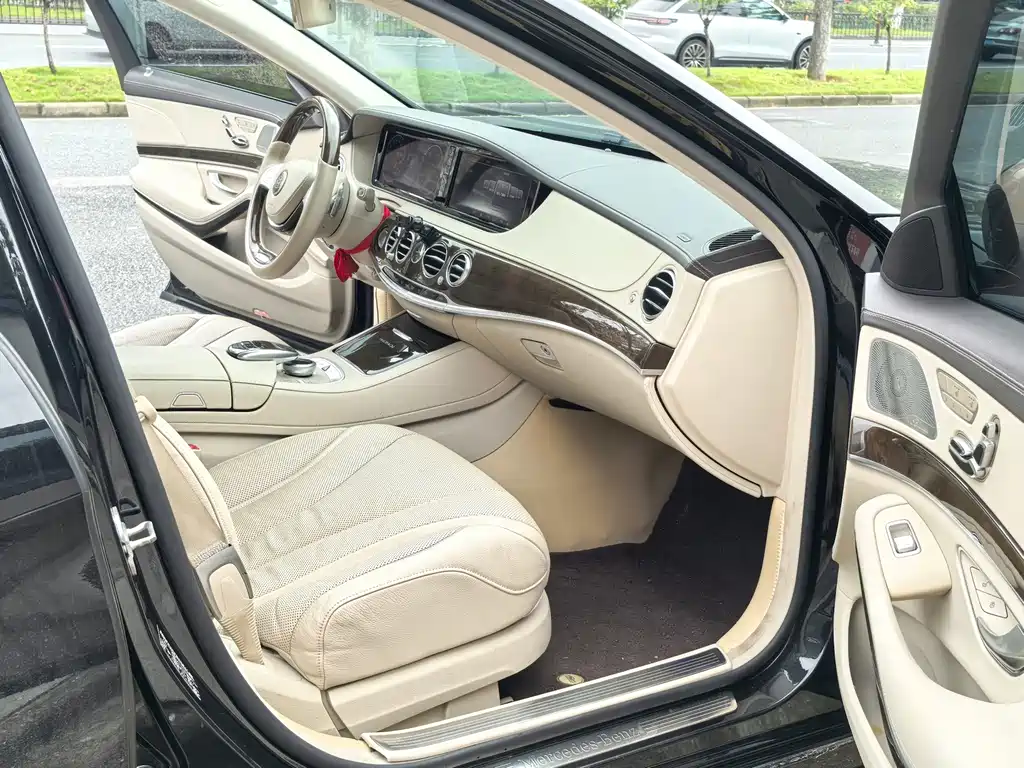 Mercedes-Benz S-Class — миниатюра 7
