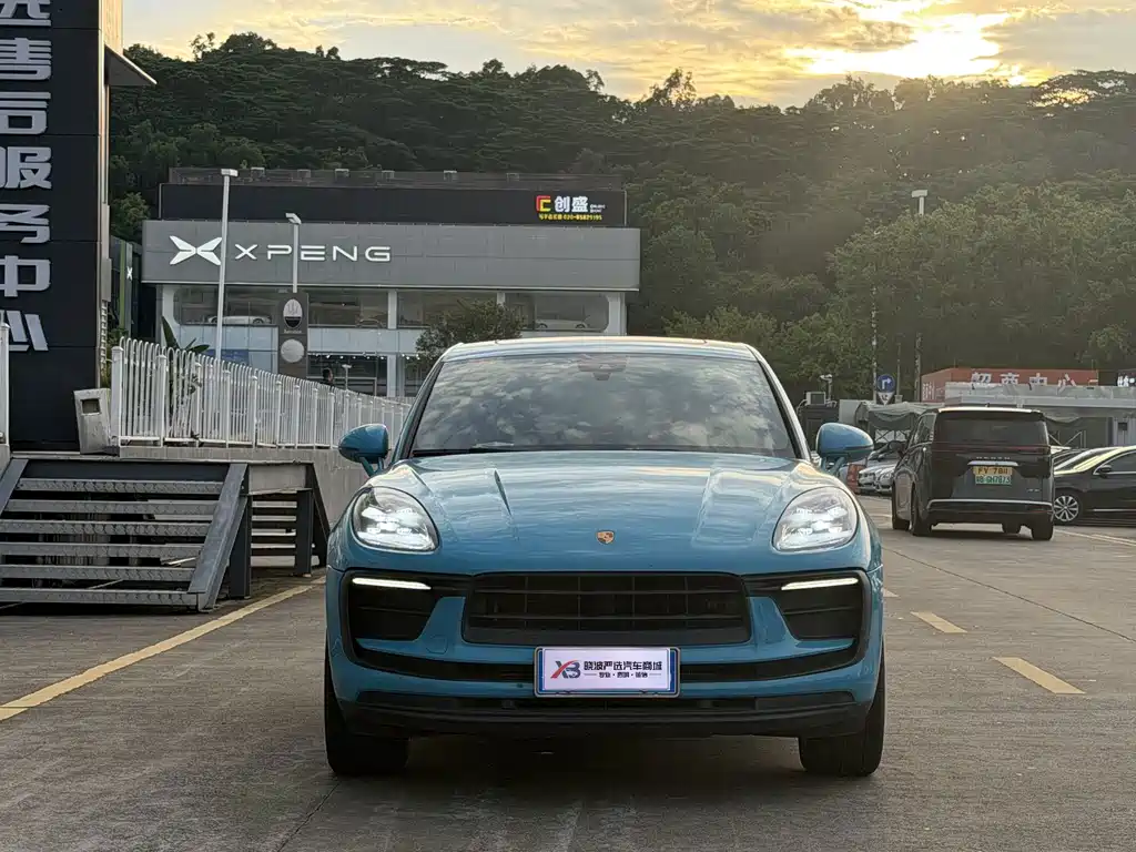 Porsche Macan — миниатюра 7