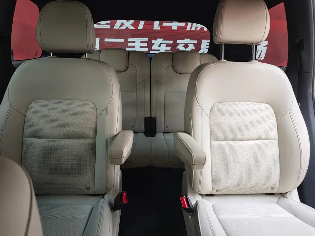 Li Auto Li ONE — миниатюра 8