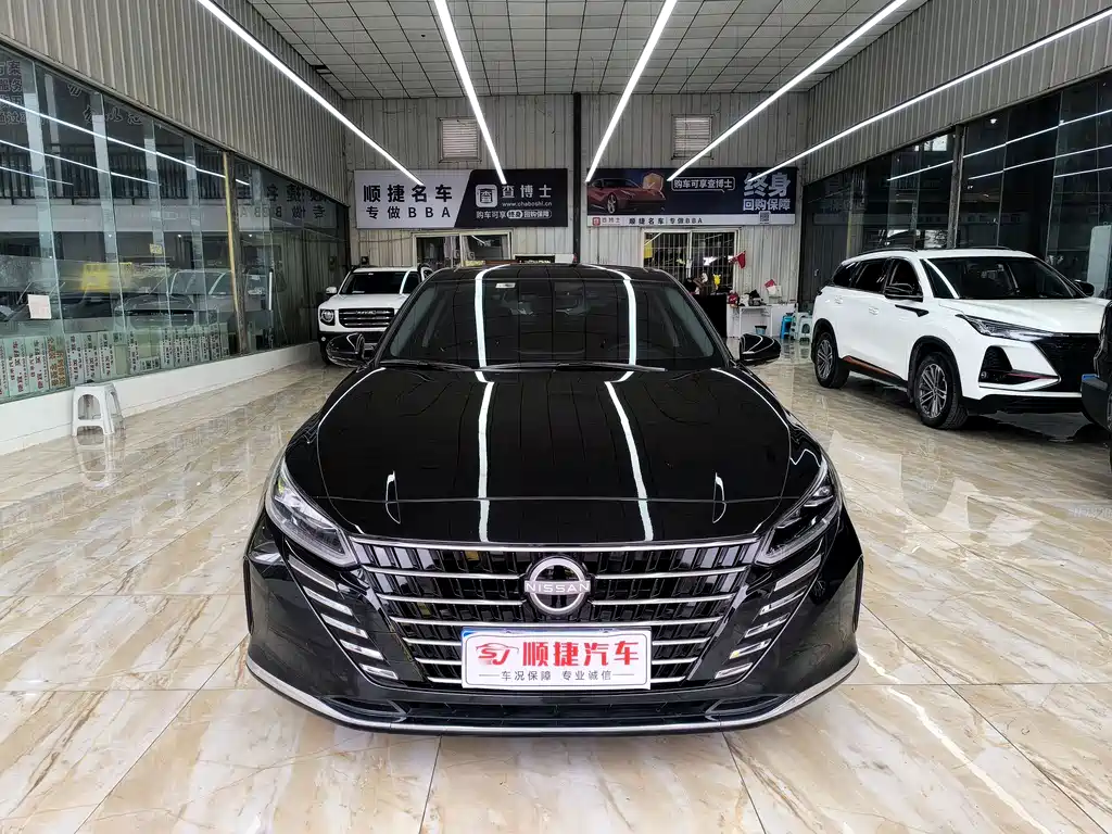 NISSAN TEANA