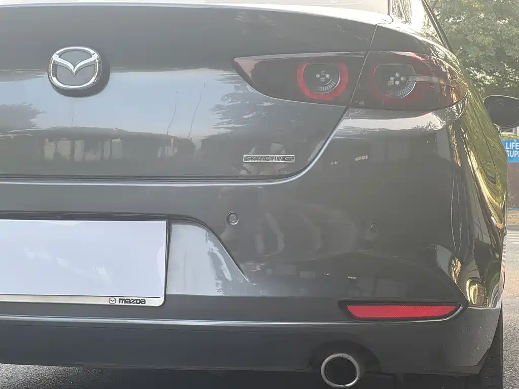 Mazda 3 Axela — миниатюра 15