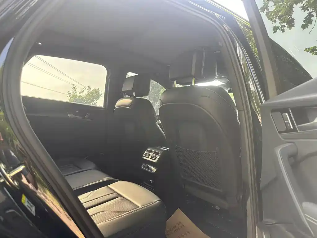 Audi Q5L 2024 40 TFSI Luxury