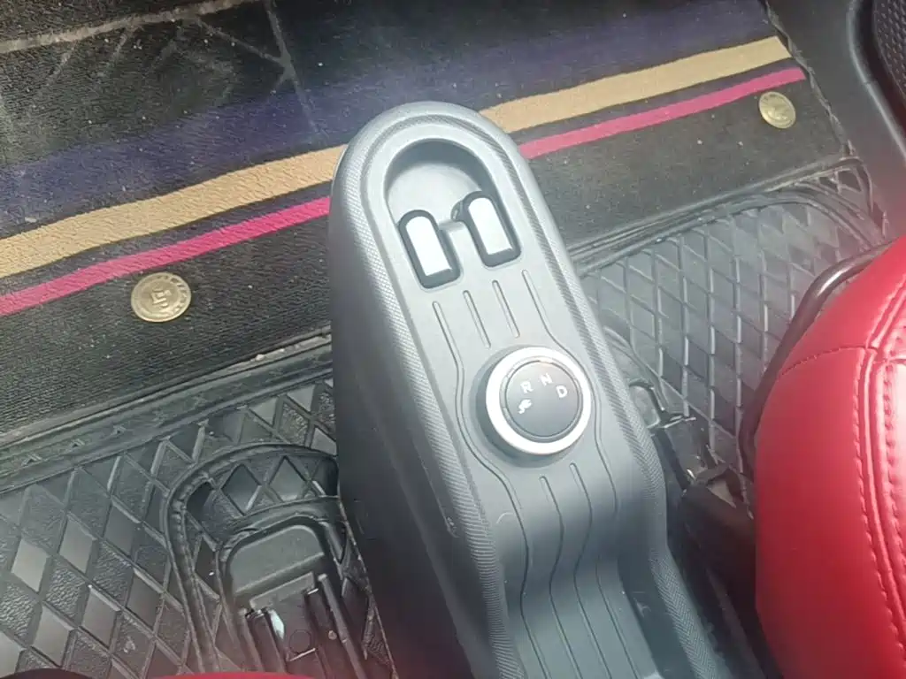 Wuling MINIEV — миниатюра 14