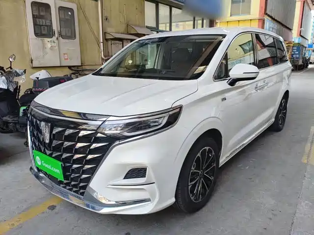 2024 Roewe iMAX8