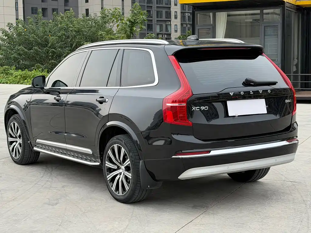 Volvo XC90 — миниатюра 5