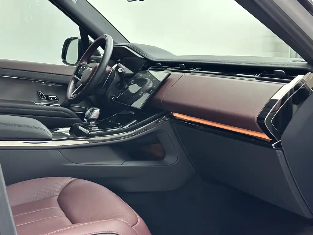 Land Rover Sport — миниатюра 14