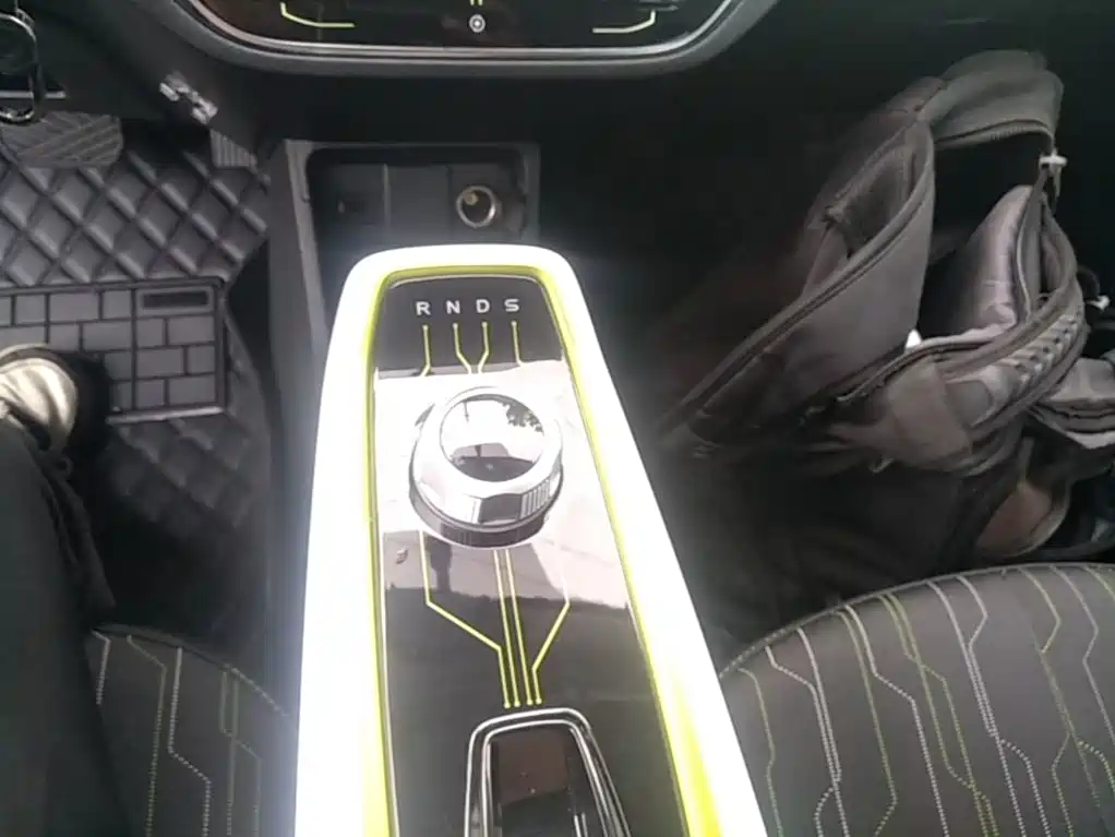 Changan Benben E-Star — миниатюра 14