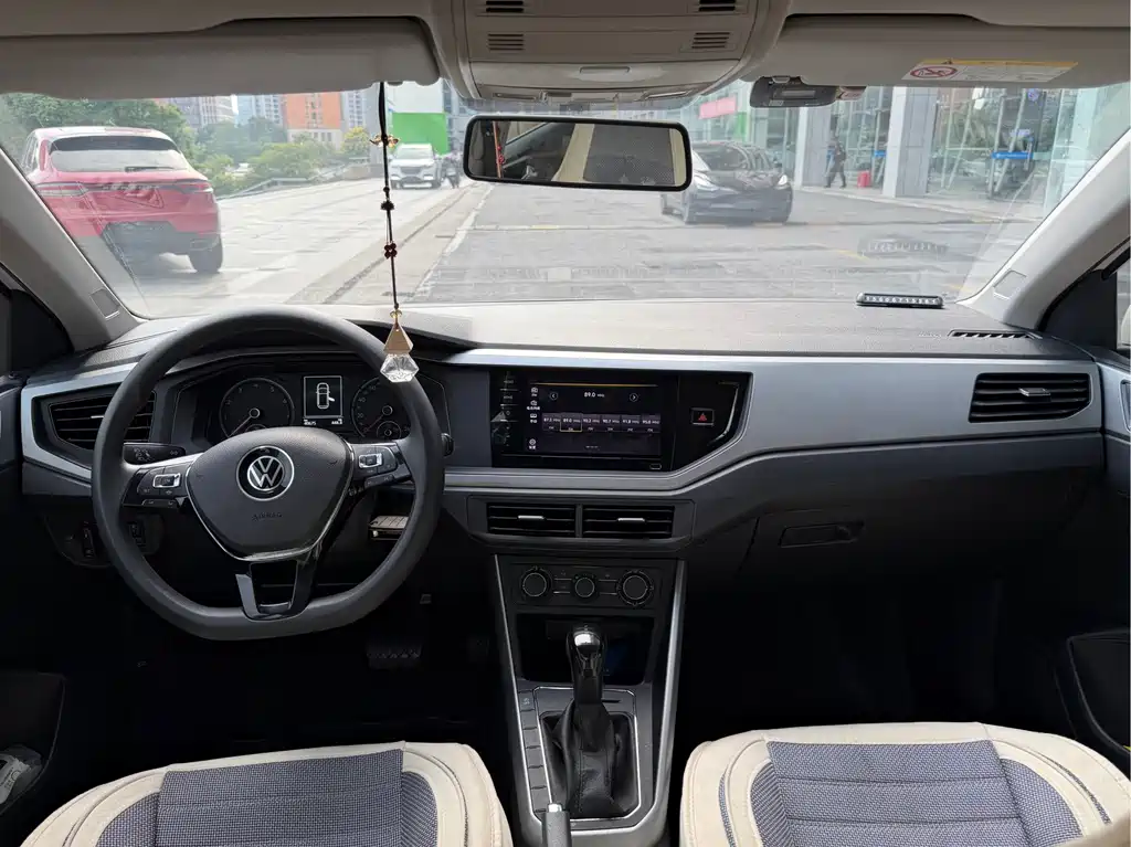 Volkswagen Polo — миниатюра 9