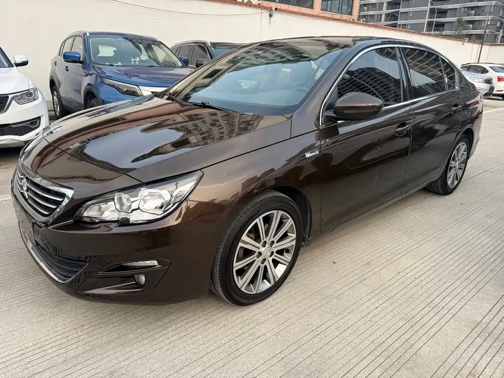 Peugeot 408 2016