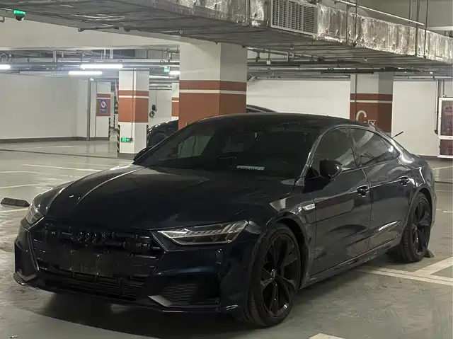 AUDI A7L