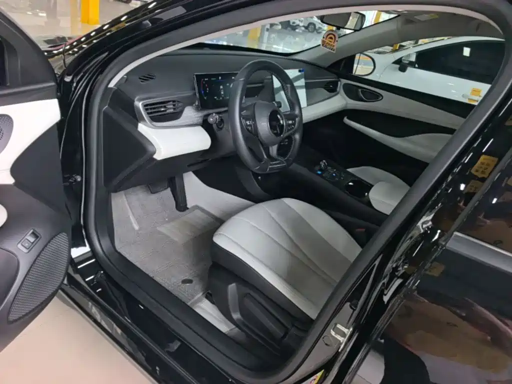 BYD Seal 05 DM-i — миниатюра 16