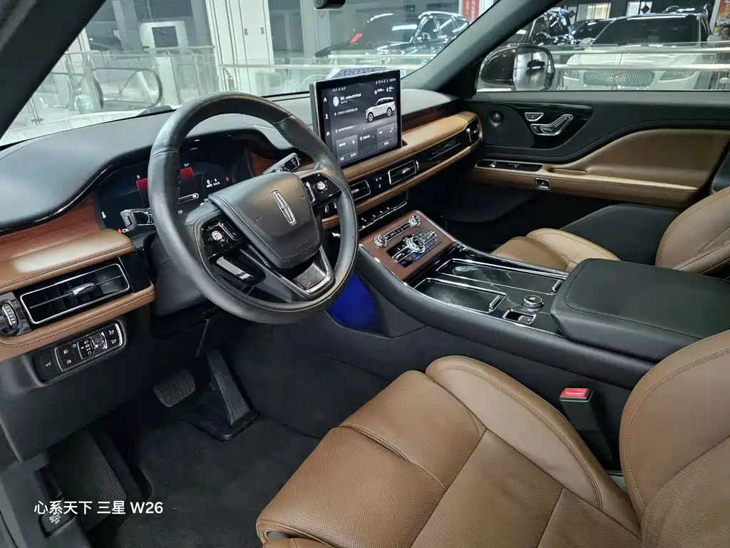 Lincoln Aviator — миниатюра 7