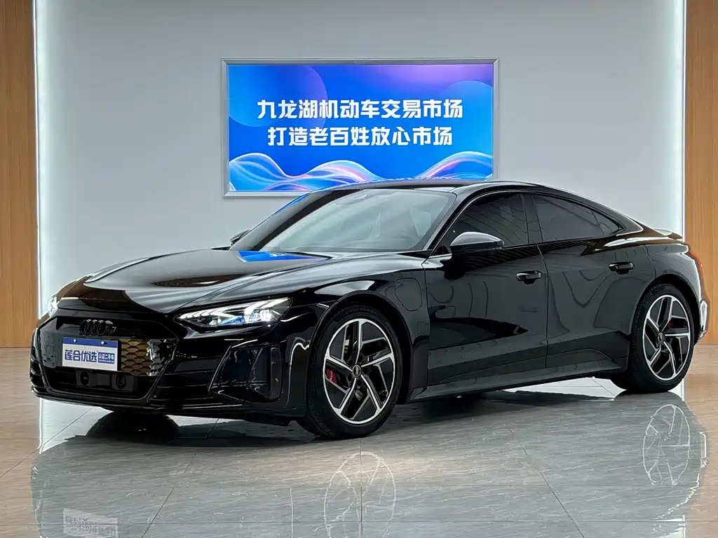 Audi RS e-tron GT 2023