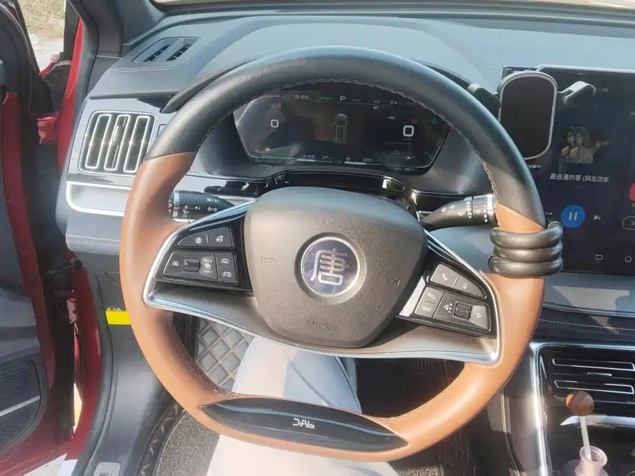 BYD Tang New Energy — миниатюра 15