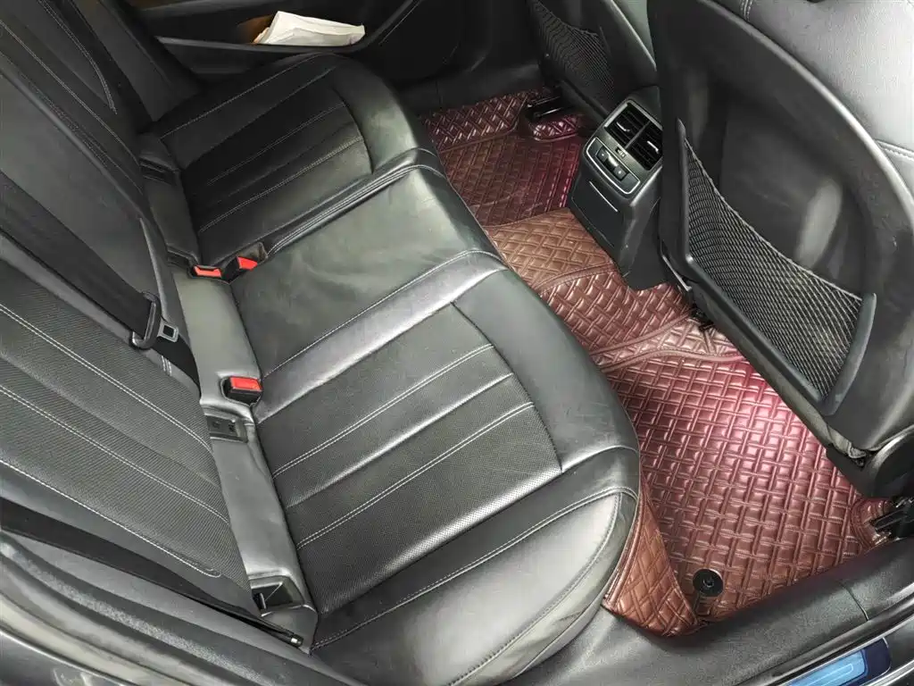 Audi A4L — миниатюра 11
