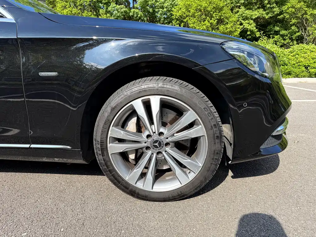 Mercedes-Benz S-Class — миниатюра 8
