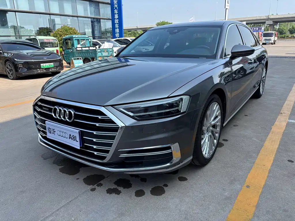 Audi A8 2021