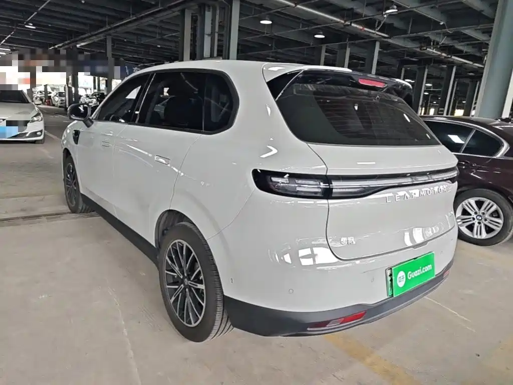 Leapmotor Leapmotor B10 — миниатюра 5