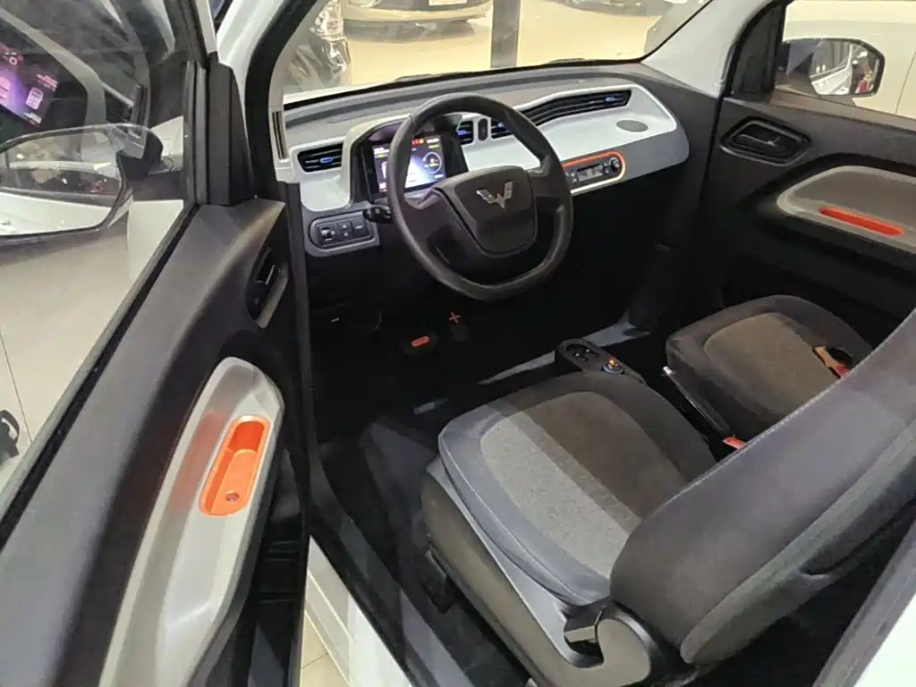 Wuling MINIEV — миниатюра 16