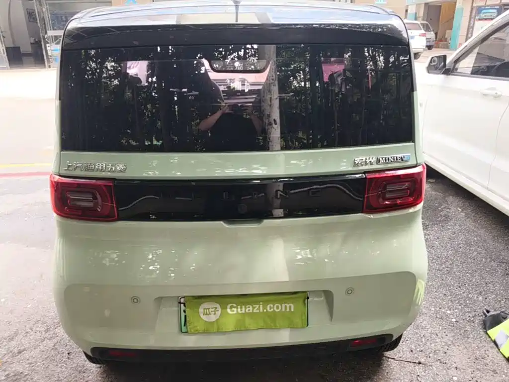 Wuling MINIEV — миниатюра 6