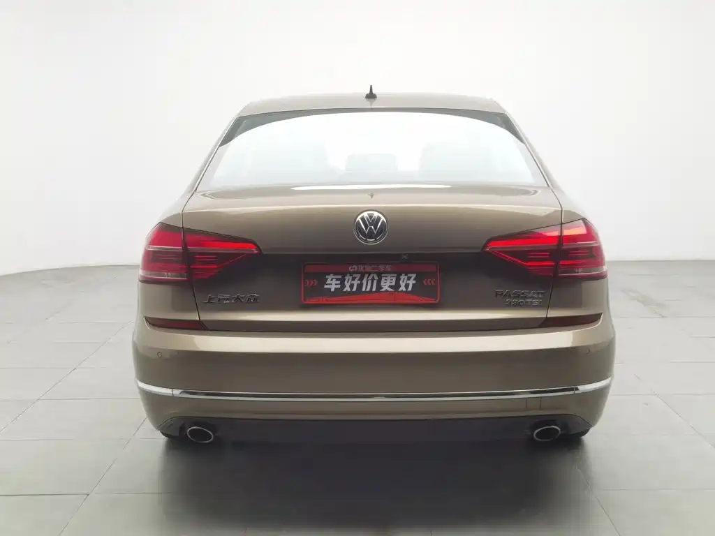 Volkswagen Passat — миниатюра 4