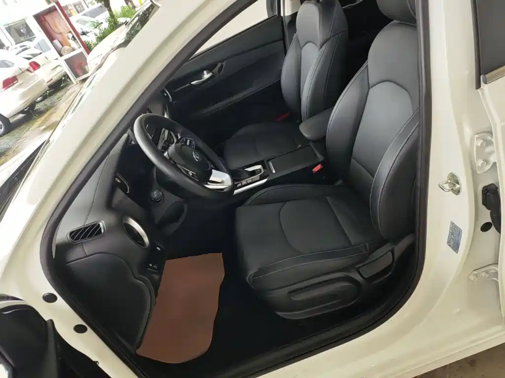 Kia K3 — миниатюра 15