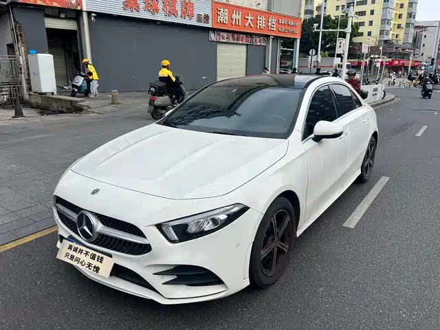 MERCEDES-BENZ A CLASS