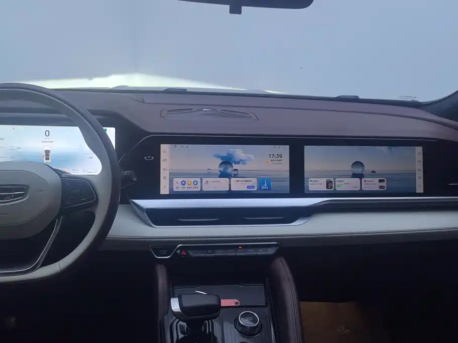 Geely Xingyue L — миниатюра 13
