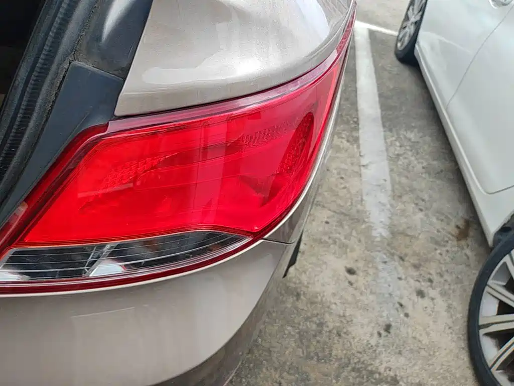 Hyundai Verna — миниатюра 8