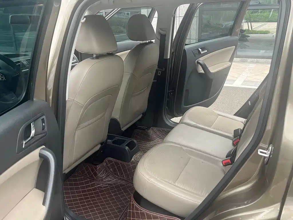 Skoda Yeti 2014 1.6L MT