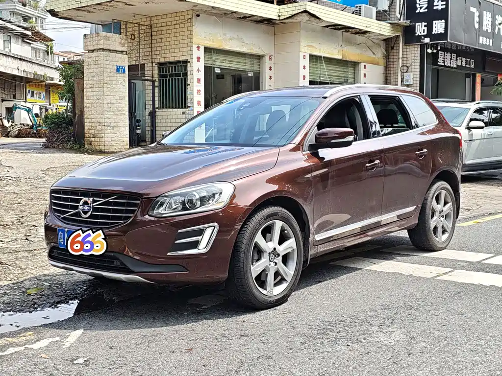 Volvo XC60 (Import)