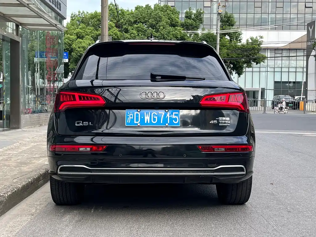 Audi Q5L — миниатюра 4