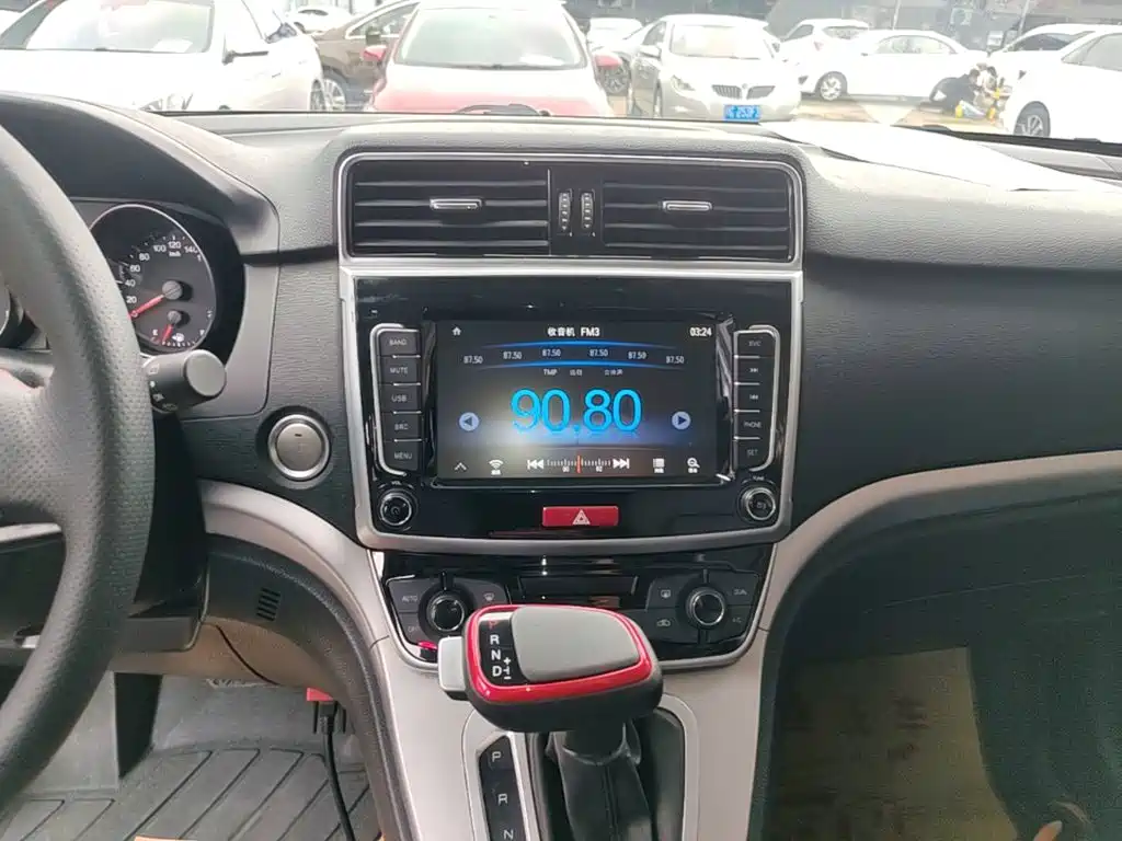 Haval M6 — миниатюра 13