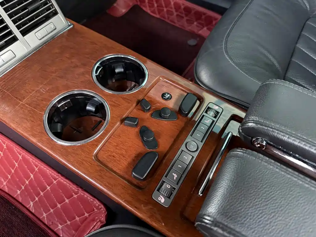 Volkswagen Phaeton — миниатюра 10