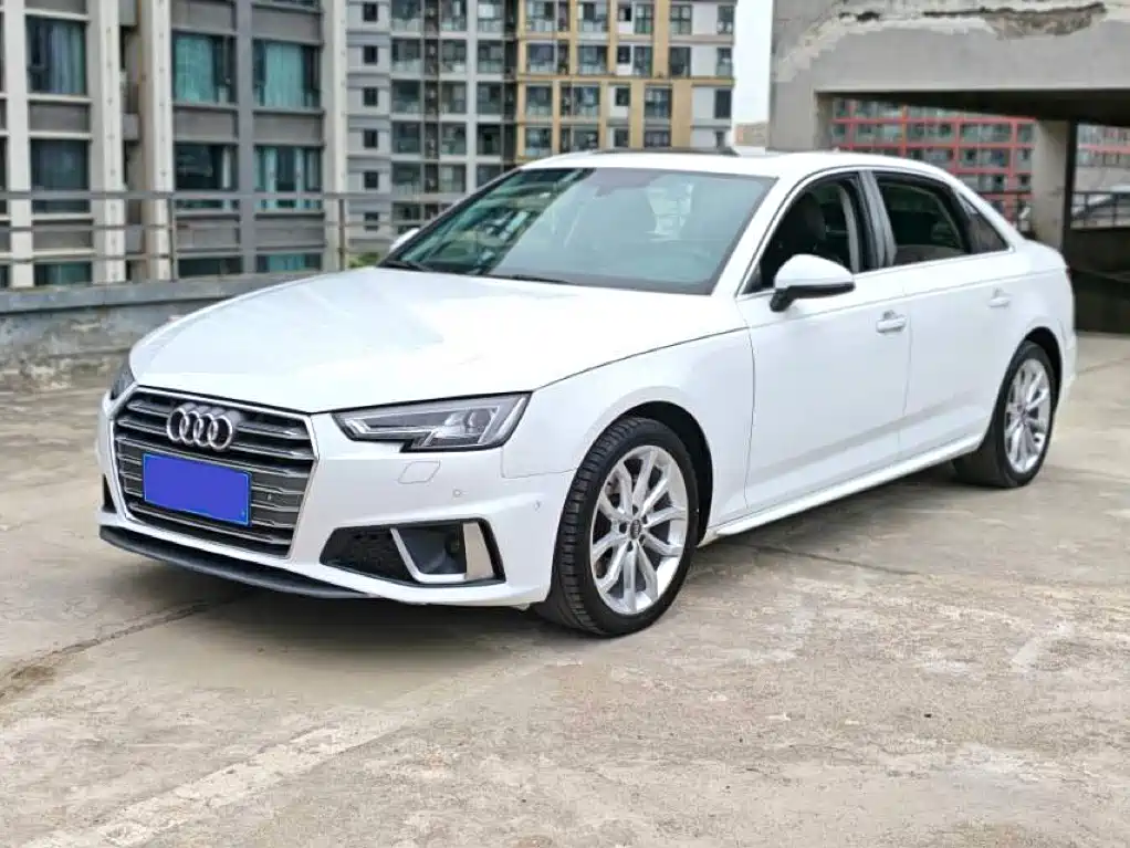 Купить Audi A4L
