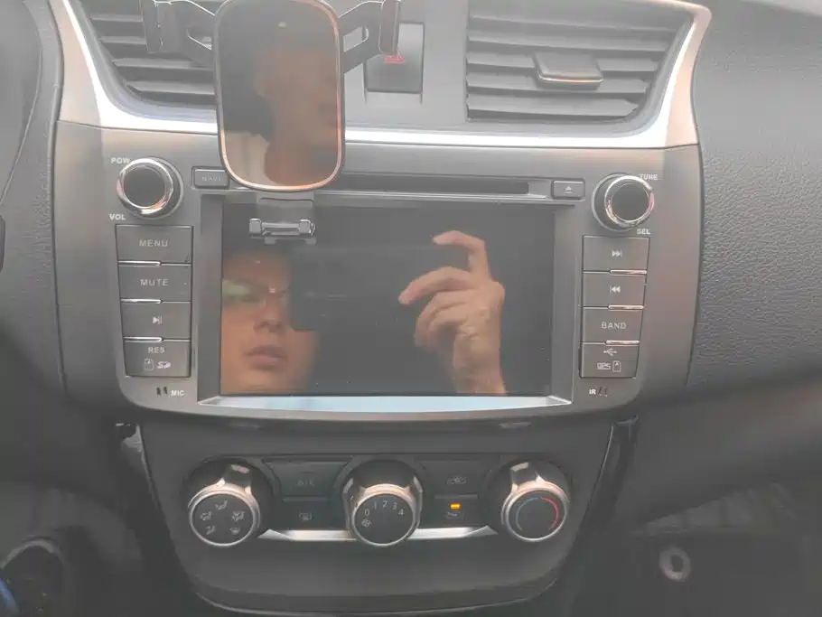 Nissan Sylphy — миниатюра 13