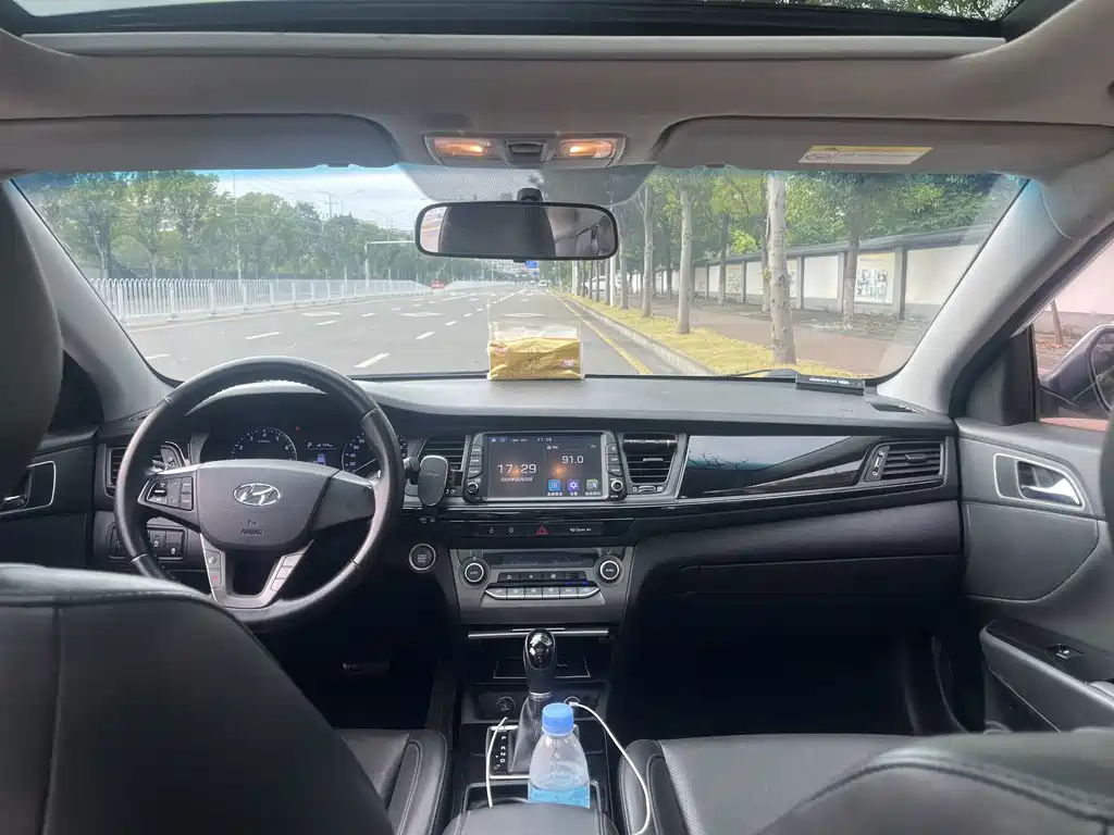 Hyundai Mistra — миниатюра 7
