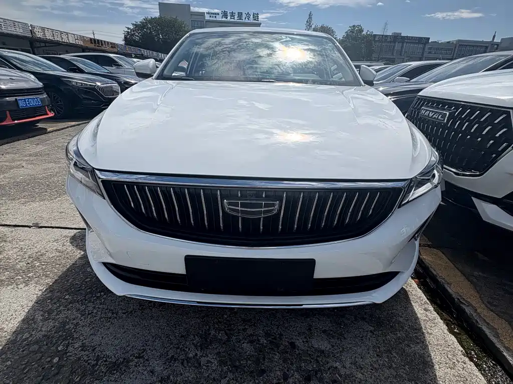 Geely Emgrand — миниатюра 2