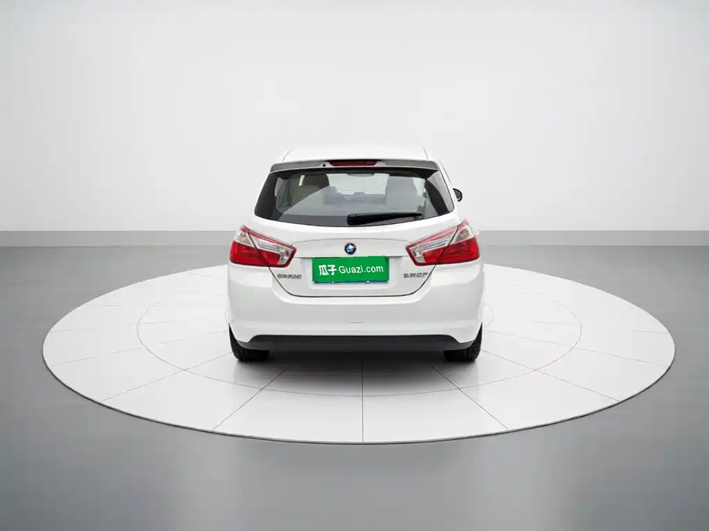 Venucia R50 — миниатюра 3