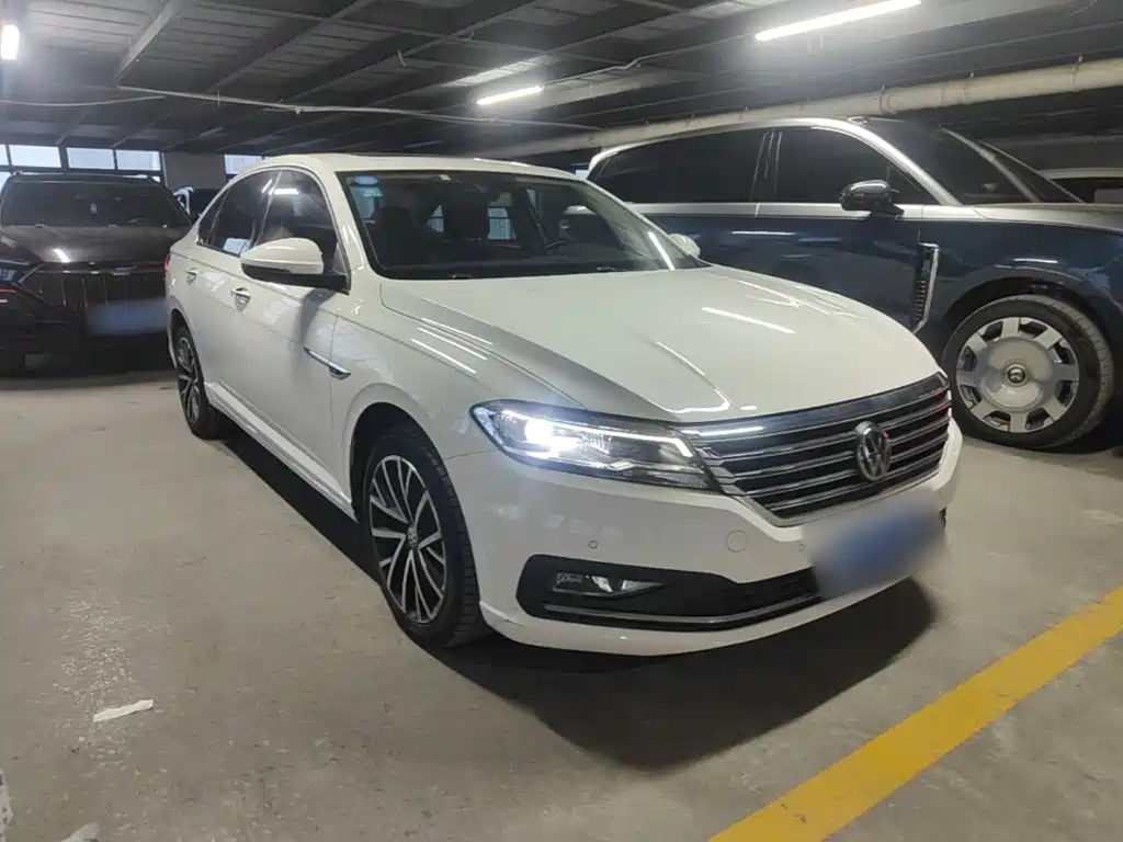 Volkswagen Lavida — миниатюра 4
