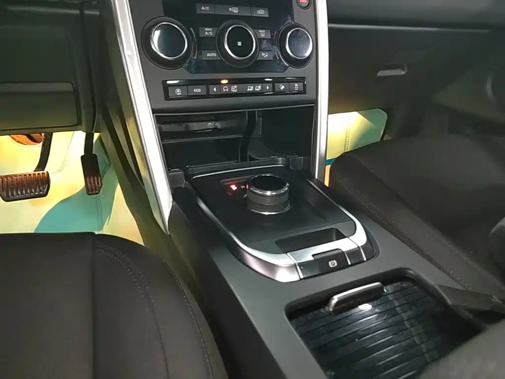 Land Rover Discovery Sport — миниатюра 14