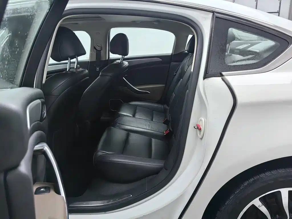 Citroen C5 — миниатюра 15
