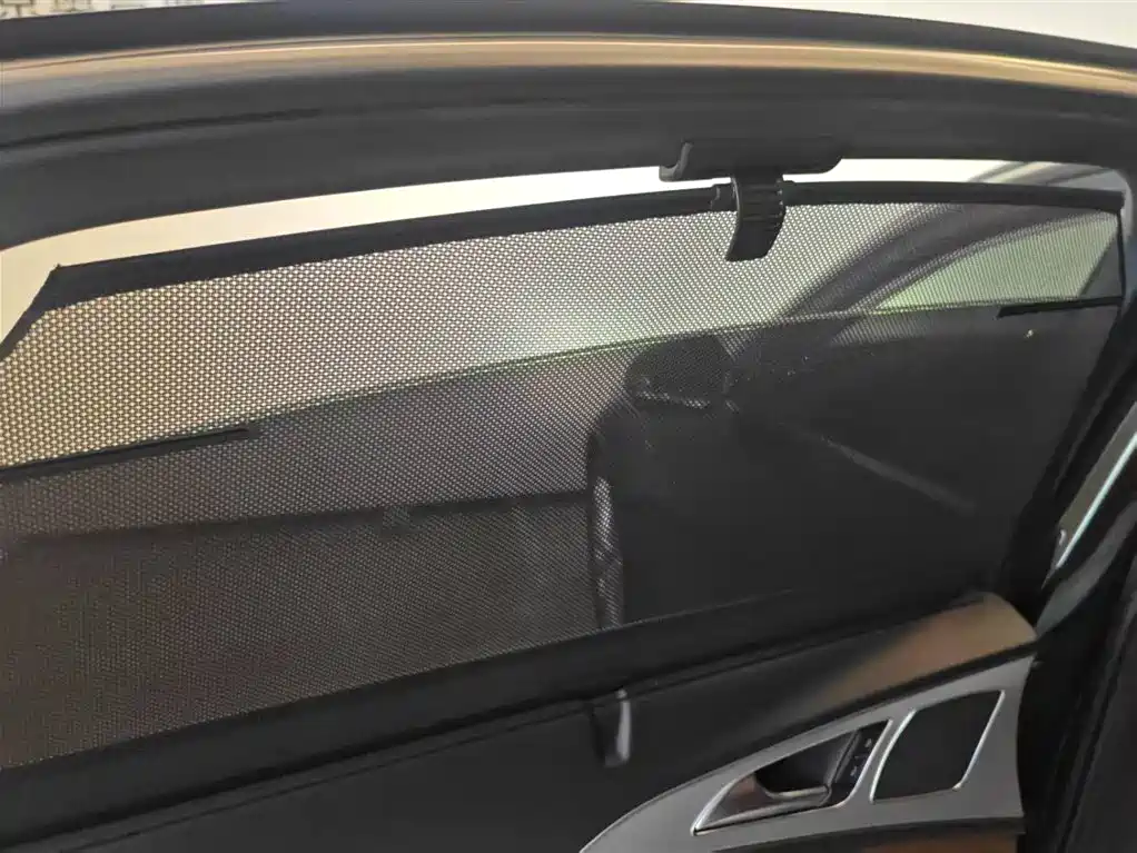 Audi A6L — миниатюра 13