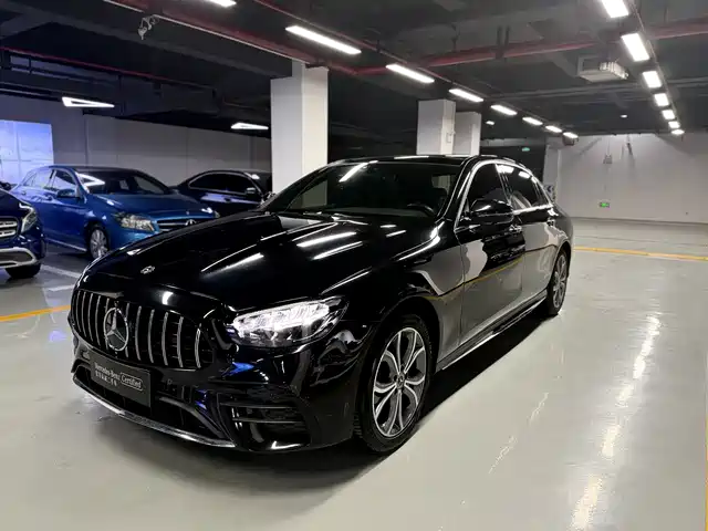 MERCEDES-BENZ E CLASS